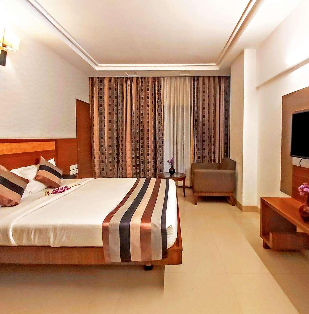 Quality Inn Mint Pune Habitación foto